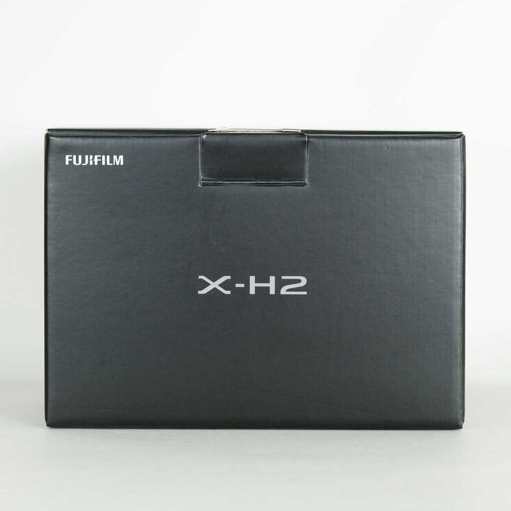 FUJIFILM X-H2