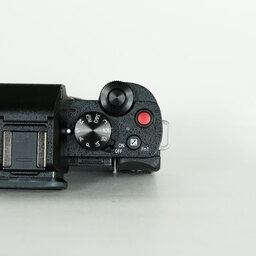 Panasonic LUMIX DC-G100