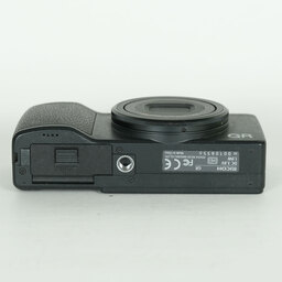 RICOH GR