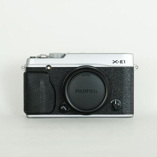 FUJIFILM X-E1 シルバー FUJIFILM X-E1 シルバー