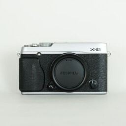 FUJIFILM X-E1 シルバー
