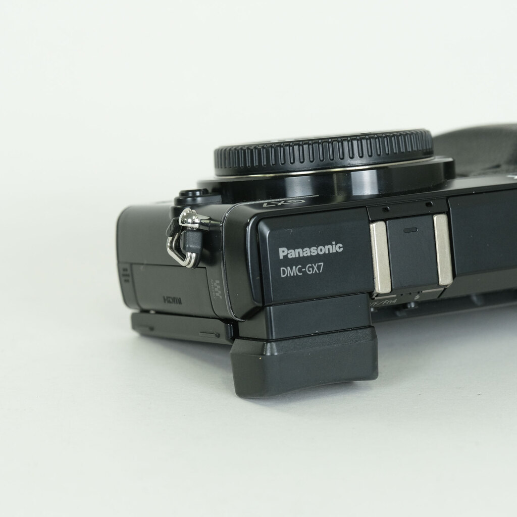Panasonic LUMIX DMC-GX7-K ボディ ブラック