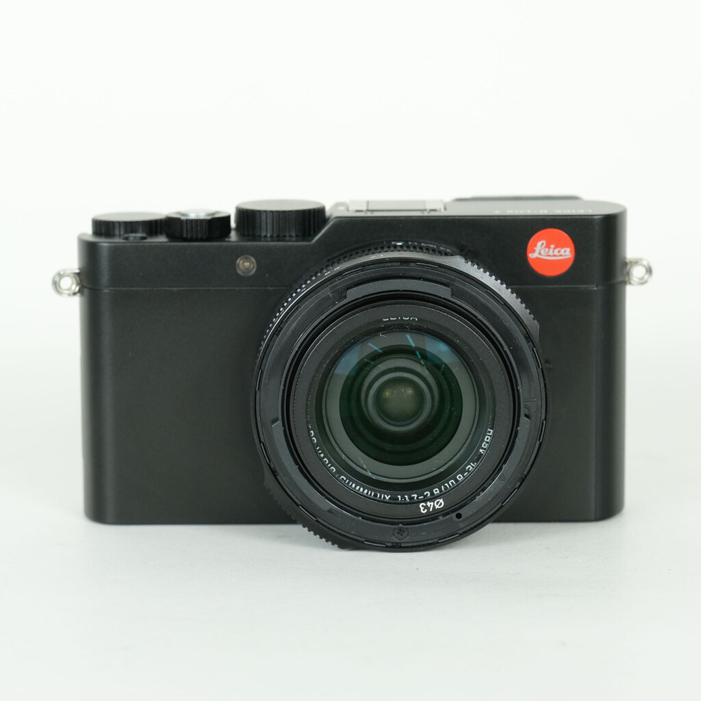 LEICA D-LUX7 �u���b�N