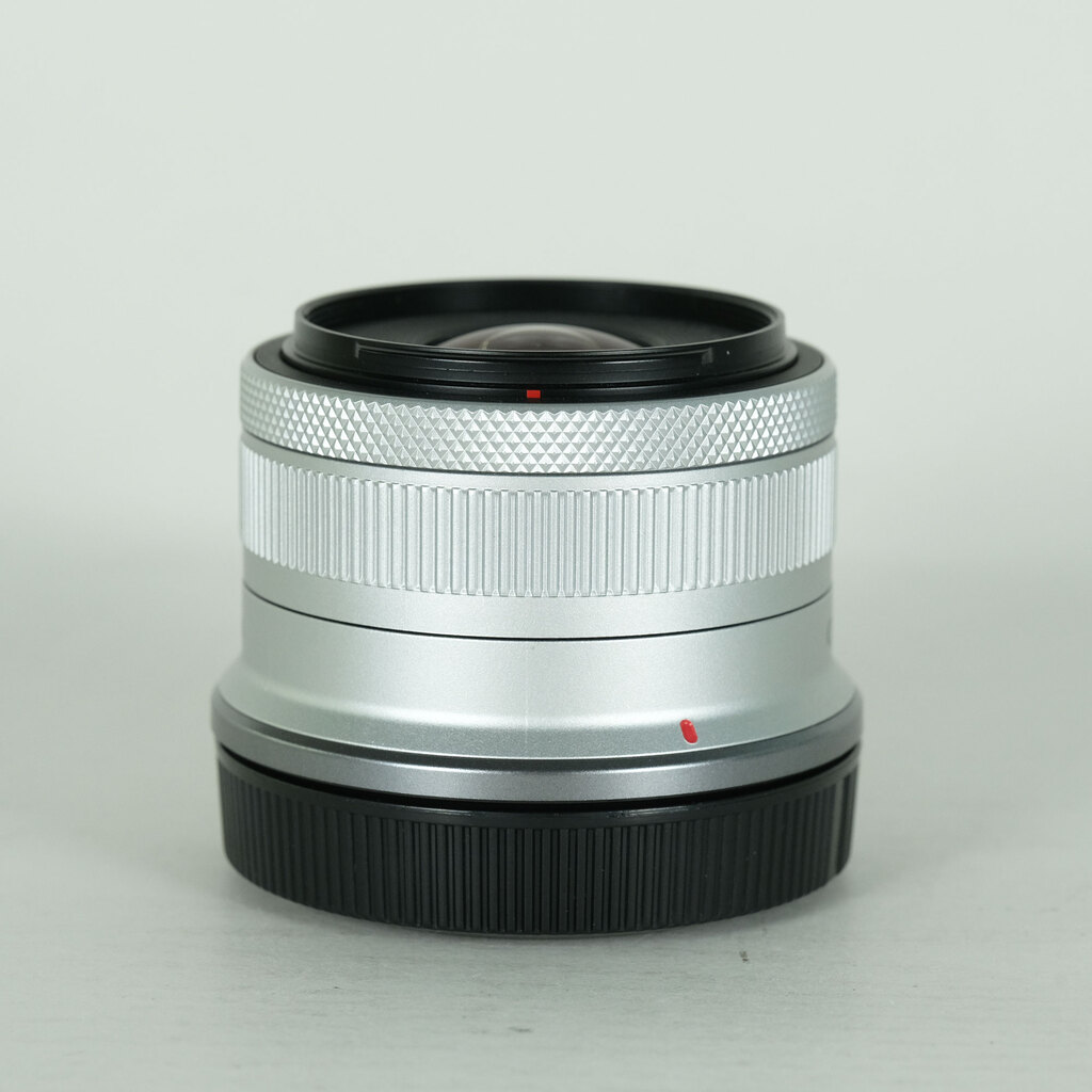 Canon RF-S 18-45mm F4.5-6.3 IS STM Canon RF-S 18-45mm F4.5-6.3 IS STM