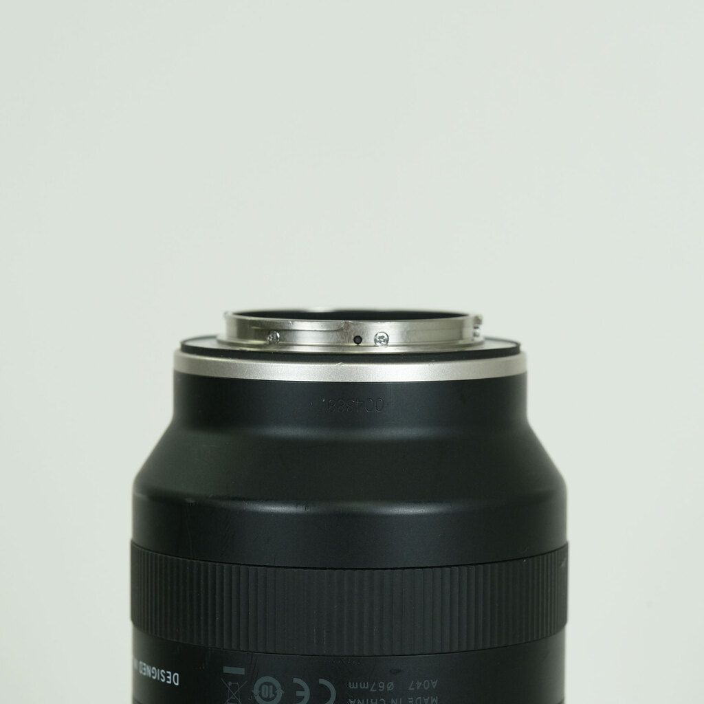 TAMRON 70-300mm F/4.5-6.3 Di III RXD (Model A047) [ソニーE用]