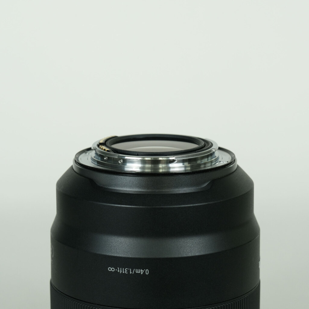 Canon RF50mm F1.2 L USMの出品 | ONE SCENE（ワンシーン）