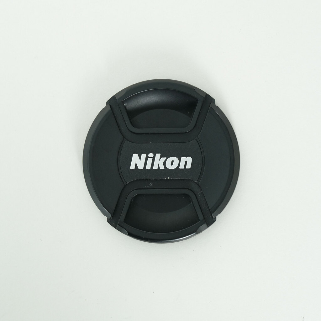 Nikon AF-S DX NIKKOR 18-300mm f/3.5-6.3G ED VR