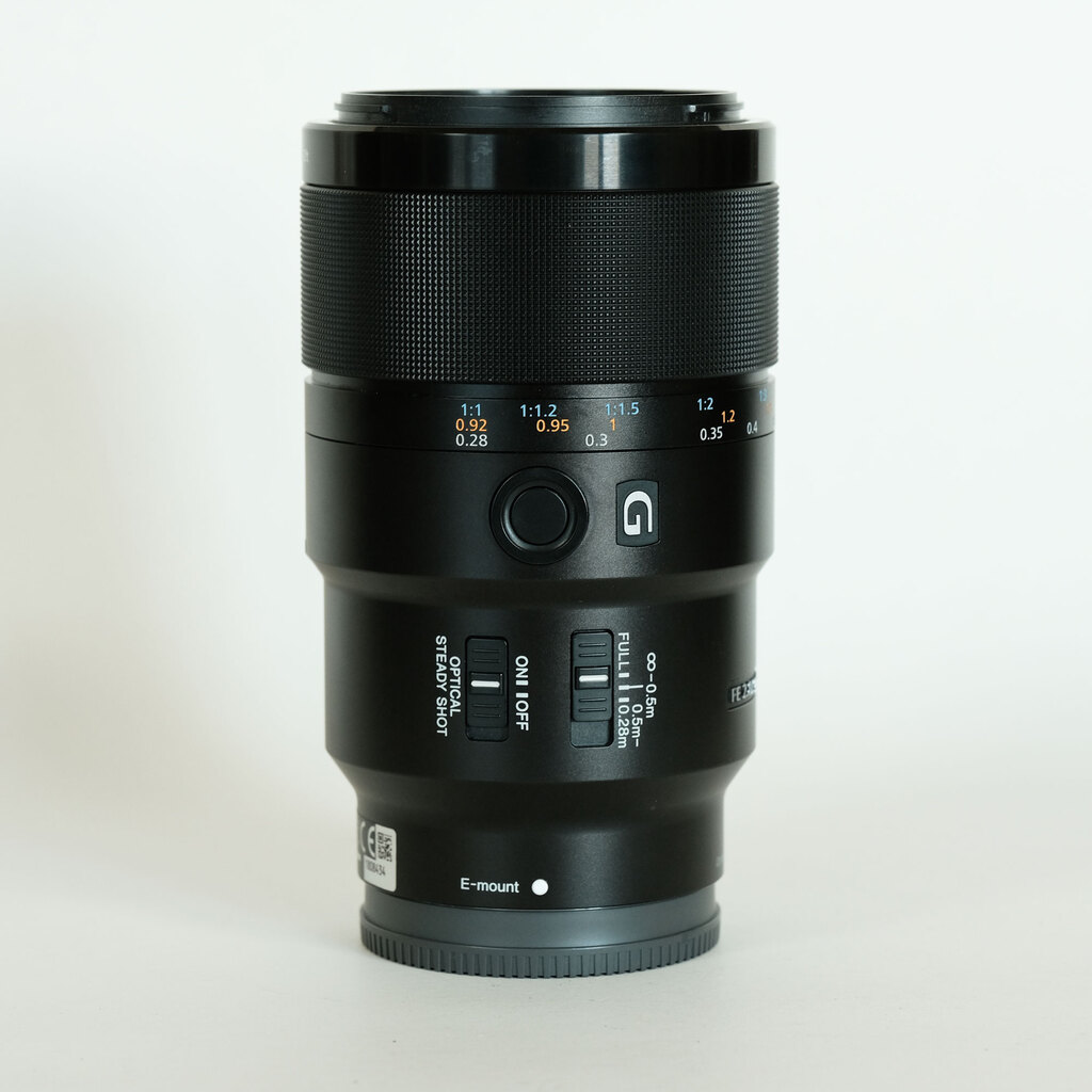 SONY FE 90mm F2.8 Macro G OSS SEL90M28G