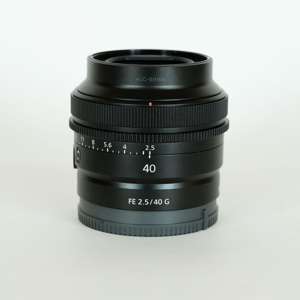 SONY FE 40mm F2.5 G SEL40F25Gの出品 | ONE SCENE（ワンシーン）