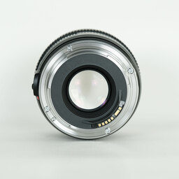 Canon EF28mm F1.8 USM