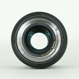 Canon RF135mm F1.8 L IS USM