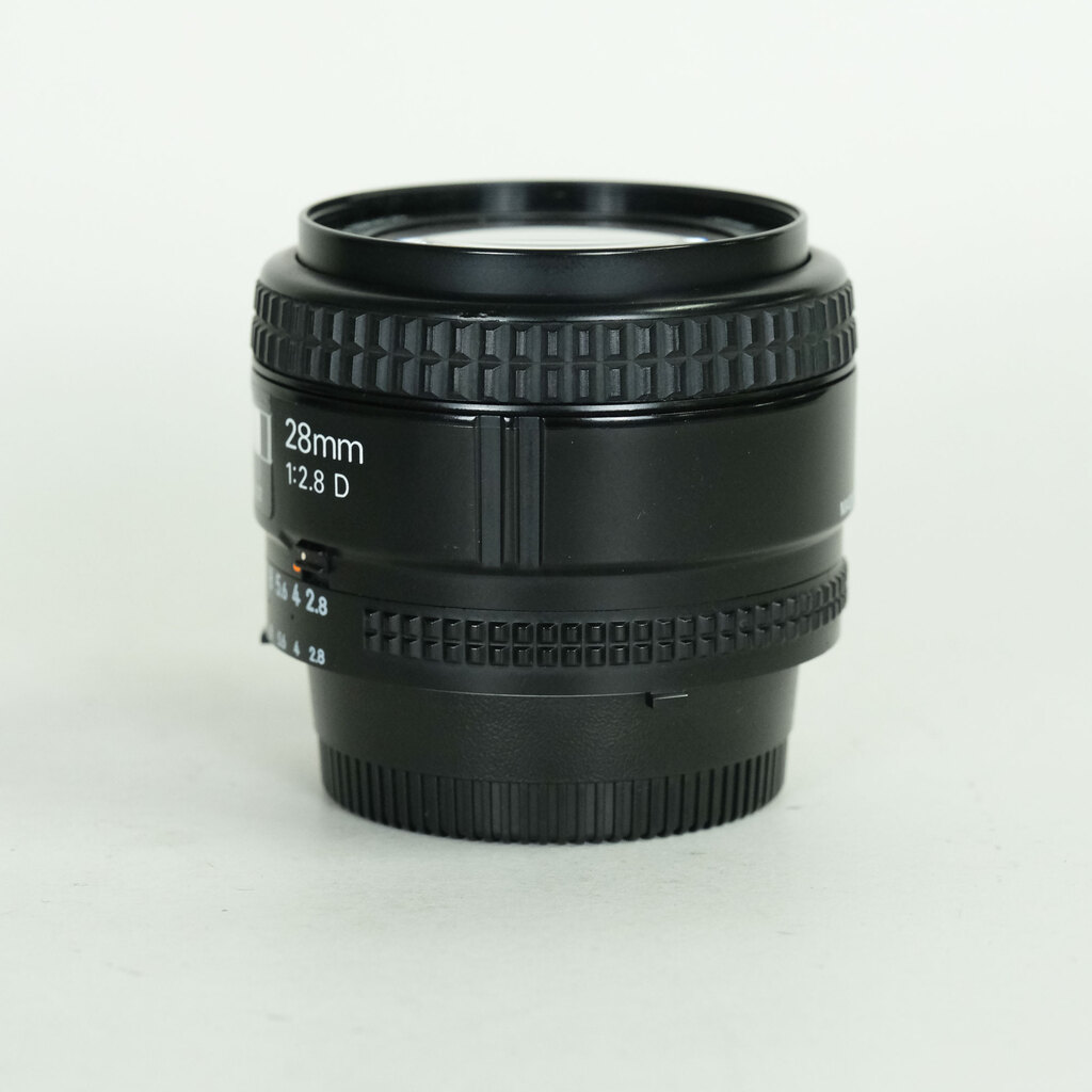 Nikon Ai AF Nikkor 28mm F2.8D