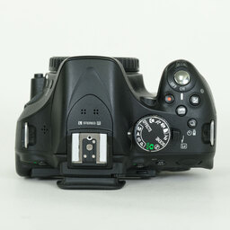 Nikon D5200 ボディ ブラック