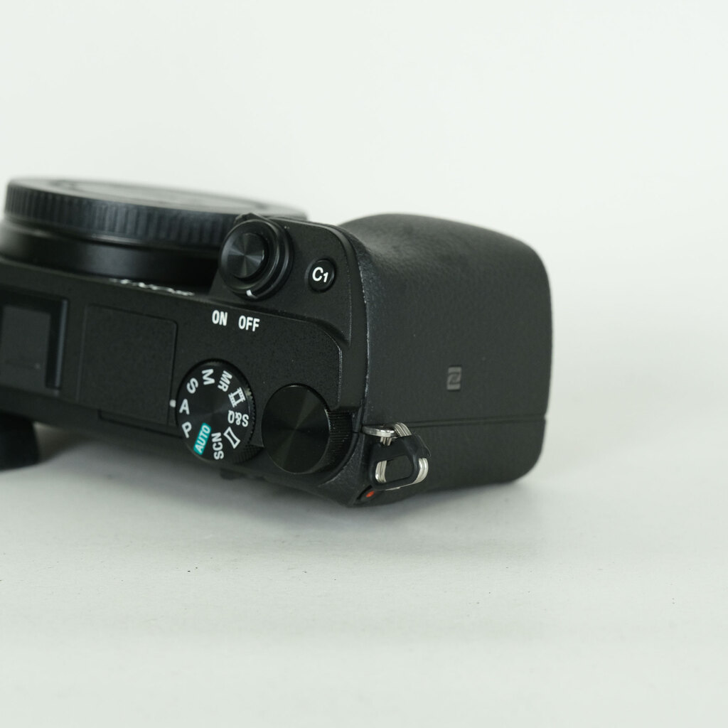 SONY α6400（ILCE-6400）