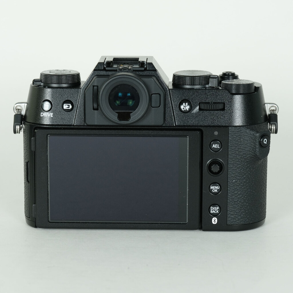 FUJIFILM X-T50 [�{�f�B �u���b�N]