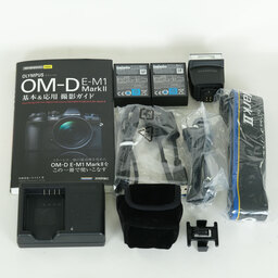 OLYMPUS OM-D E-M1 Mark II