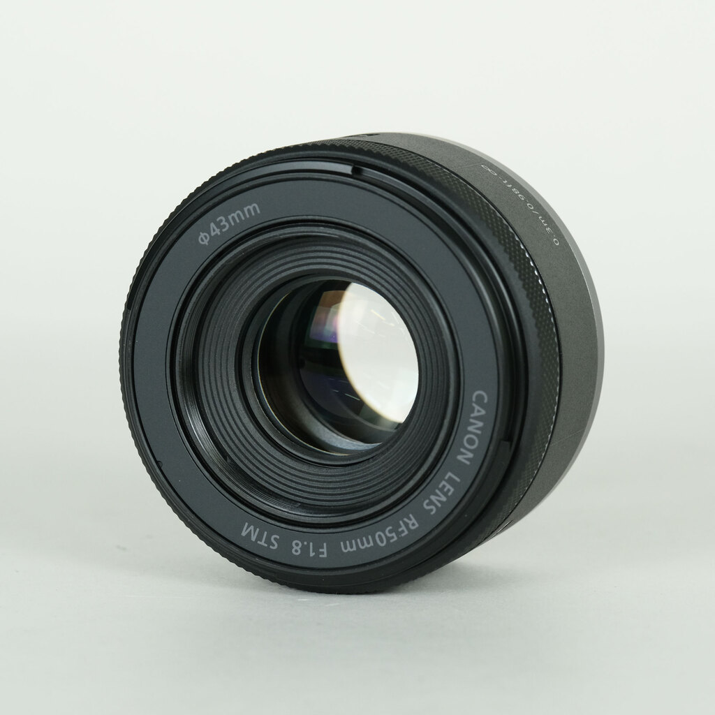 Canon RF50mm F1.8 STMの出品 | ONE SCENE（ワンシーン）