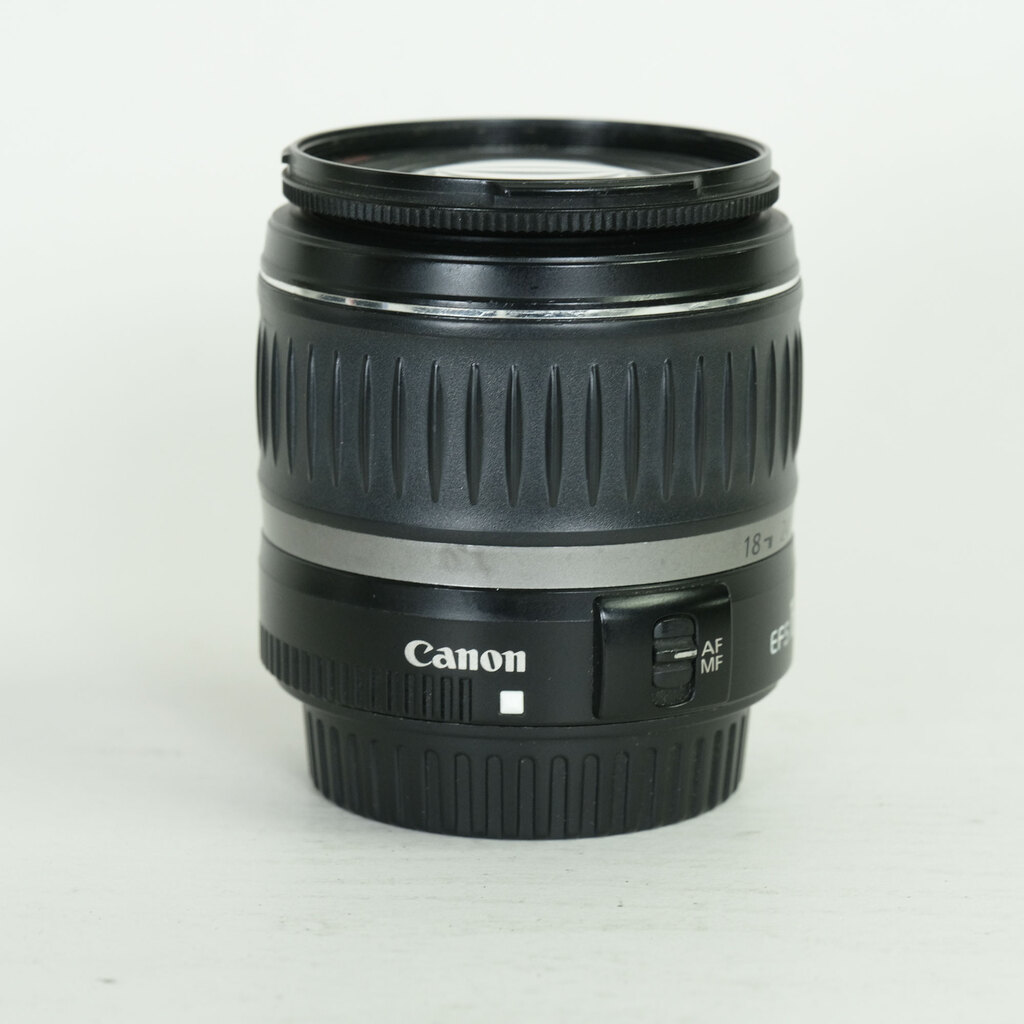 Canon EF-S 18-55mm F3.5-5.6 II USM