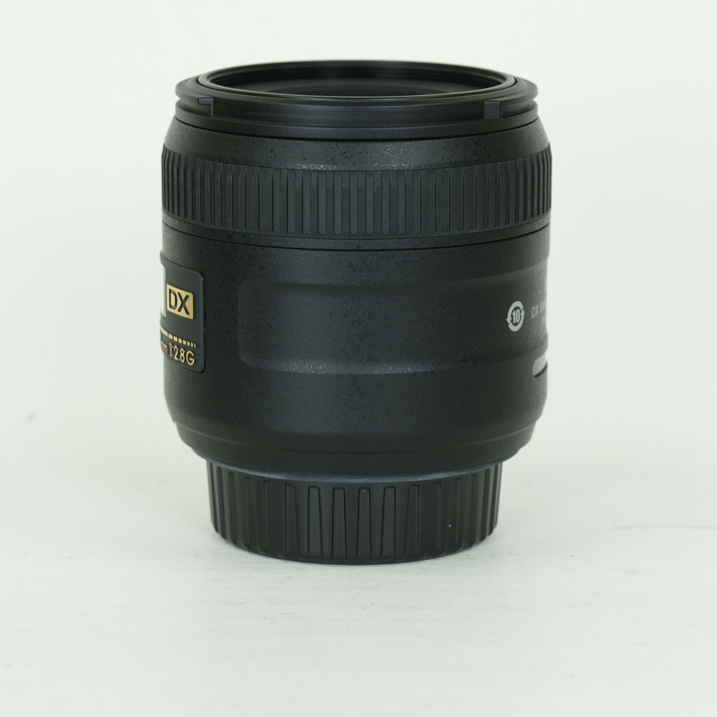 Nikon AF-S DX Micro NIKKOR 40mm f/2.8G