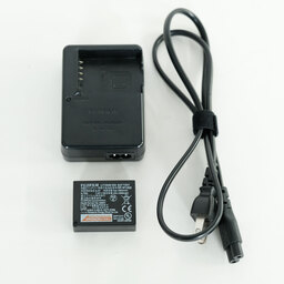 FUJIFILM X100F ブラック