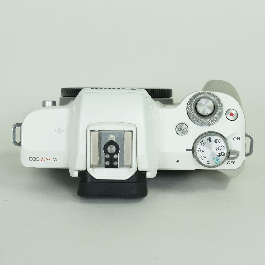 Canon EOS Kiss M2