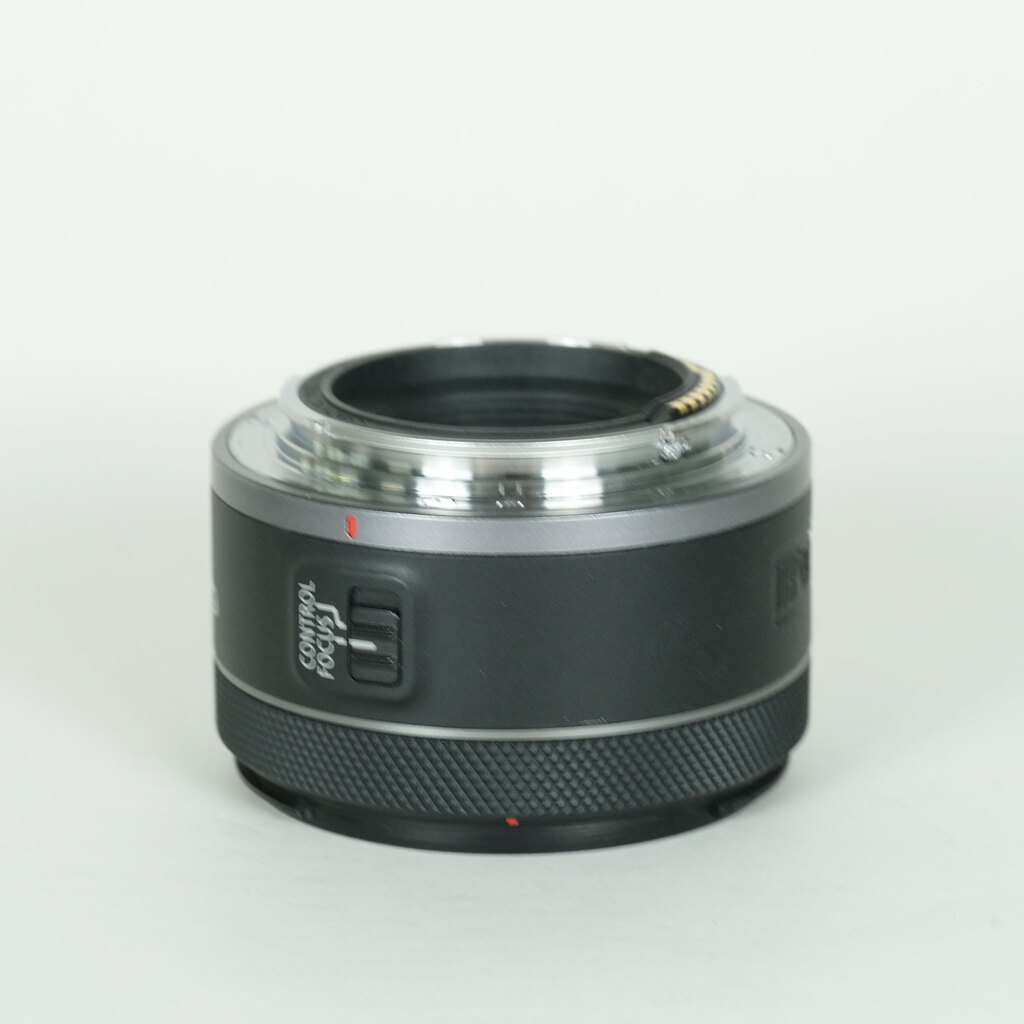 Canon RF50mm F1.8 STMの出品 | ONE SCENE（ワンシーン）