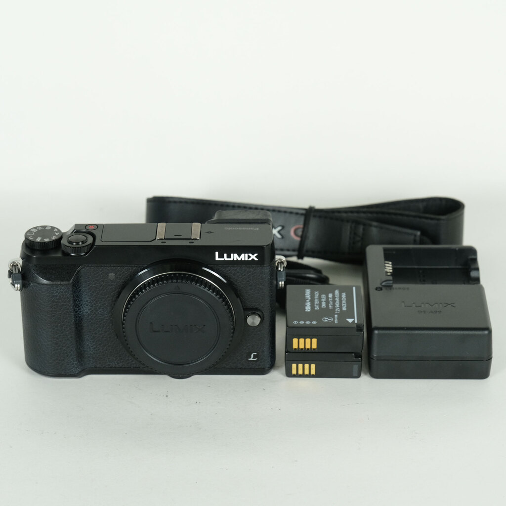 Panasonic LUMIX DMC-GX7MK2 ボディ ブラックの出品 | ONE SCENE（ワン