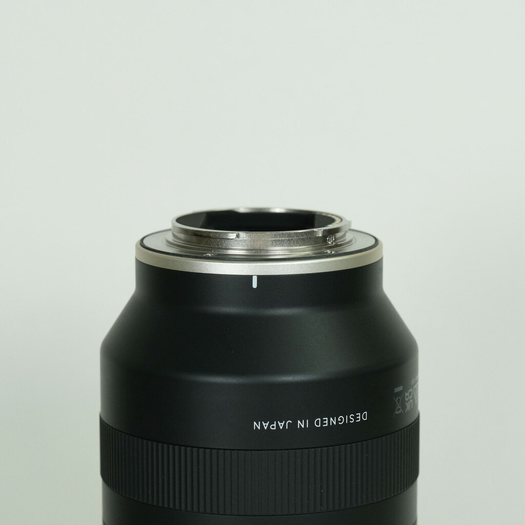 TAMRON 70-180mm F/2.8 Di III VXD (Model A056) [ ソニーE用 ]