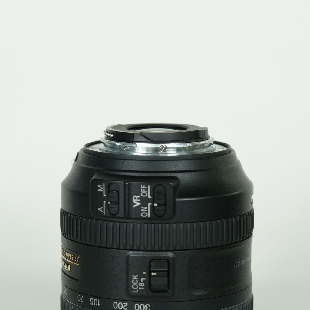 Nikon AF-S DX NIKKOR 18-300mm f/3.5-6.3G ED VRの出品 | ONE SCENE