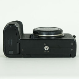 FUJIFILM X-S10