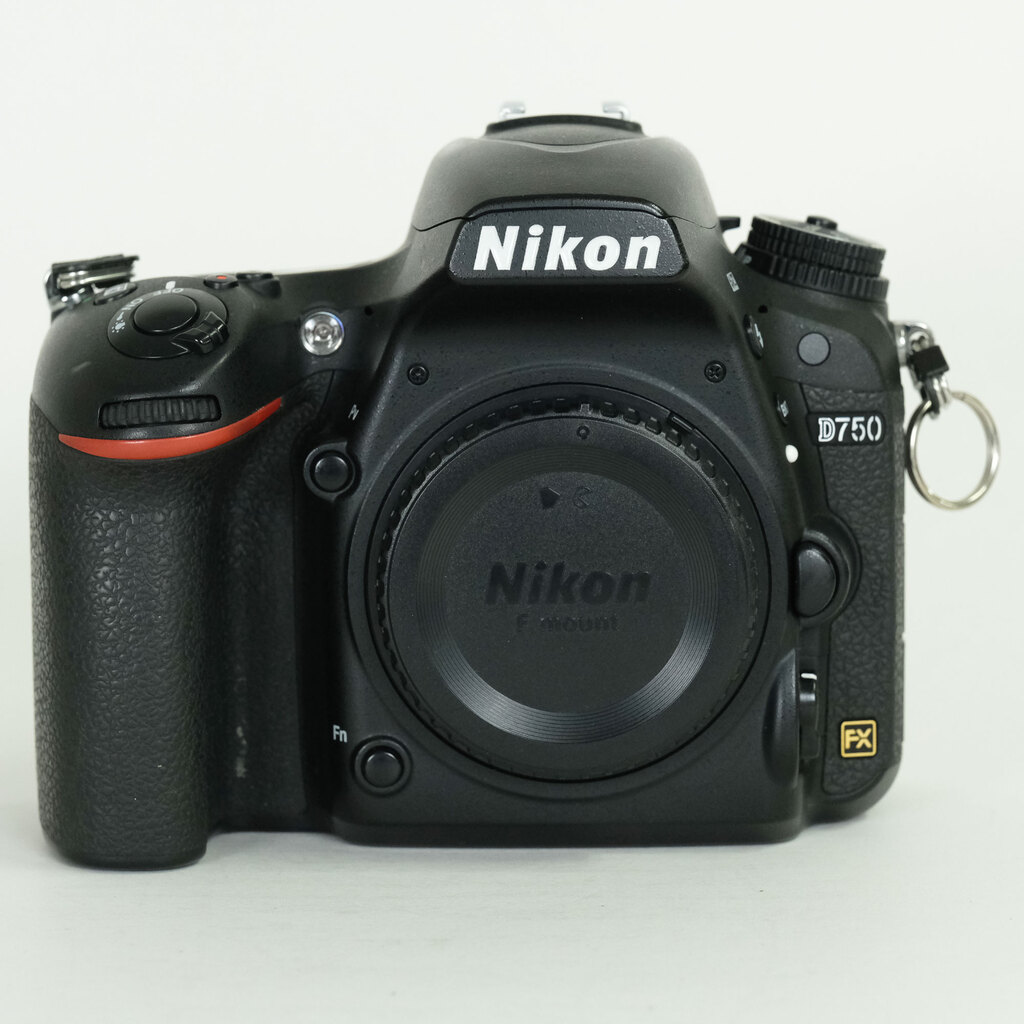 Nikon D750