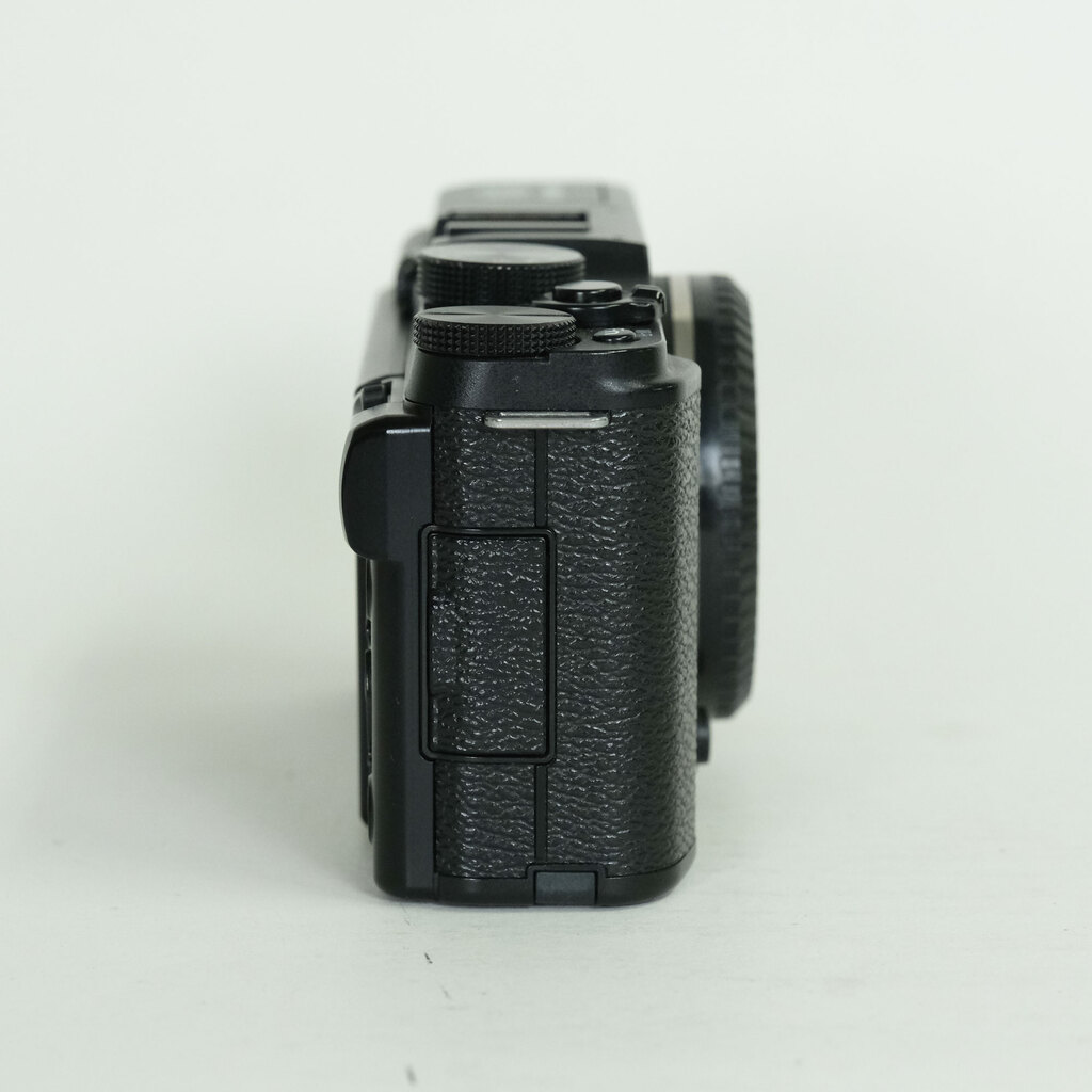 FUJIFILM X-M1 ボディ ブラック