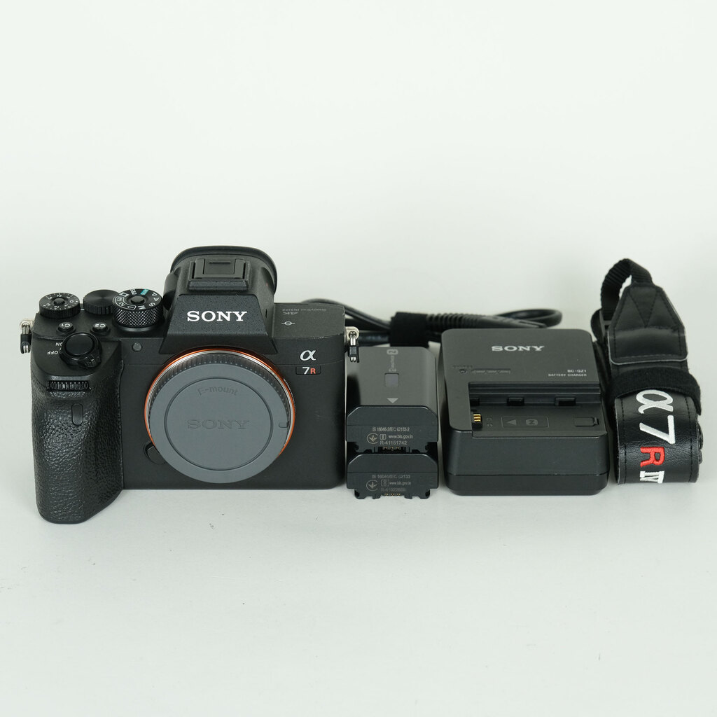 SONY α7R IV(ILCE-7RM4) SONY α7R IV(ILCE-7RM4)