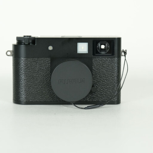 FUJIFILM X half X-HF1。フィルムを知り尽くした富士フイルムだから