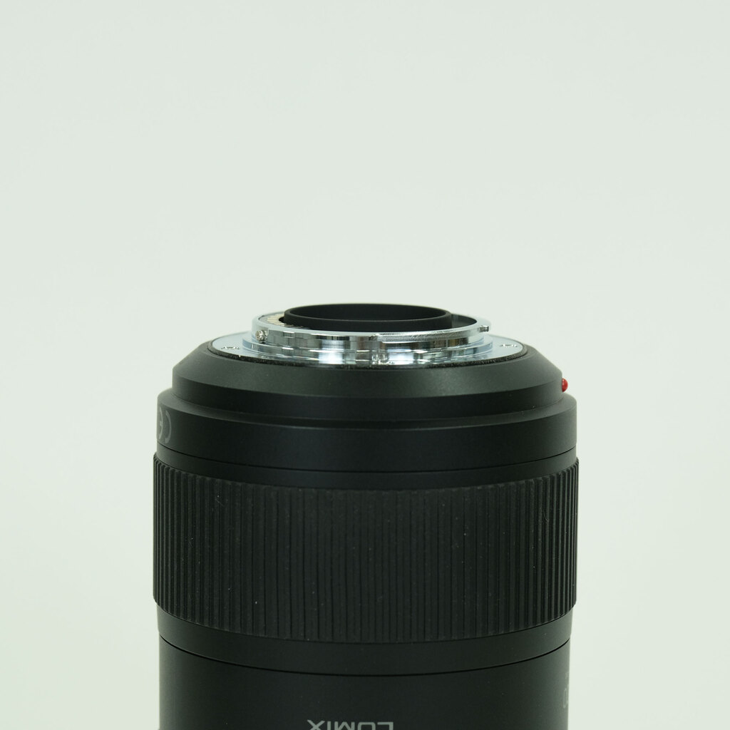 Panasonic LUMIX G VARIO 45-200mm / F4.0-5.6 II / POWER O.I.S. Panasonic LUMIX G VARIO 45-200mm / F4.0-5.6 II / POWER O.I.S.