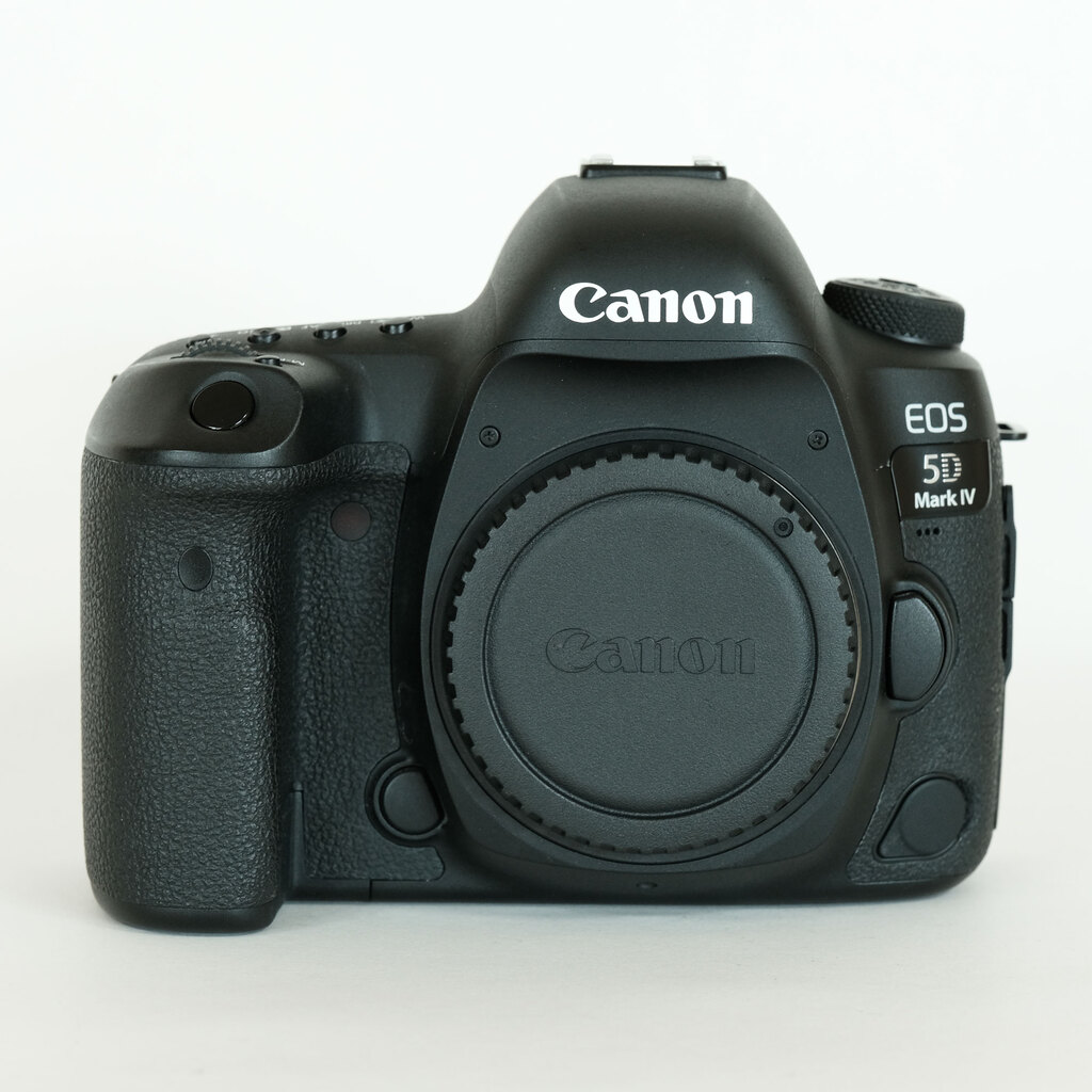 シャッター回数少なめ！Canon EOS 5D Mark IV +レンズ他多数 シャッター回数少なめ！Canon EOS 5D Mark IV +レンズ他多数 カメラ