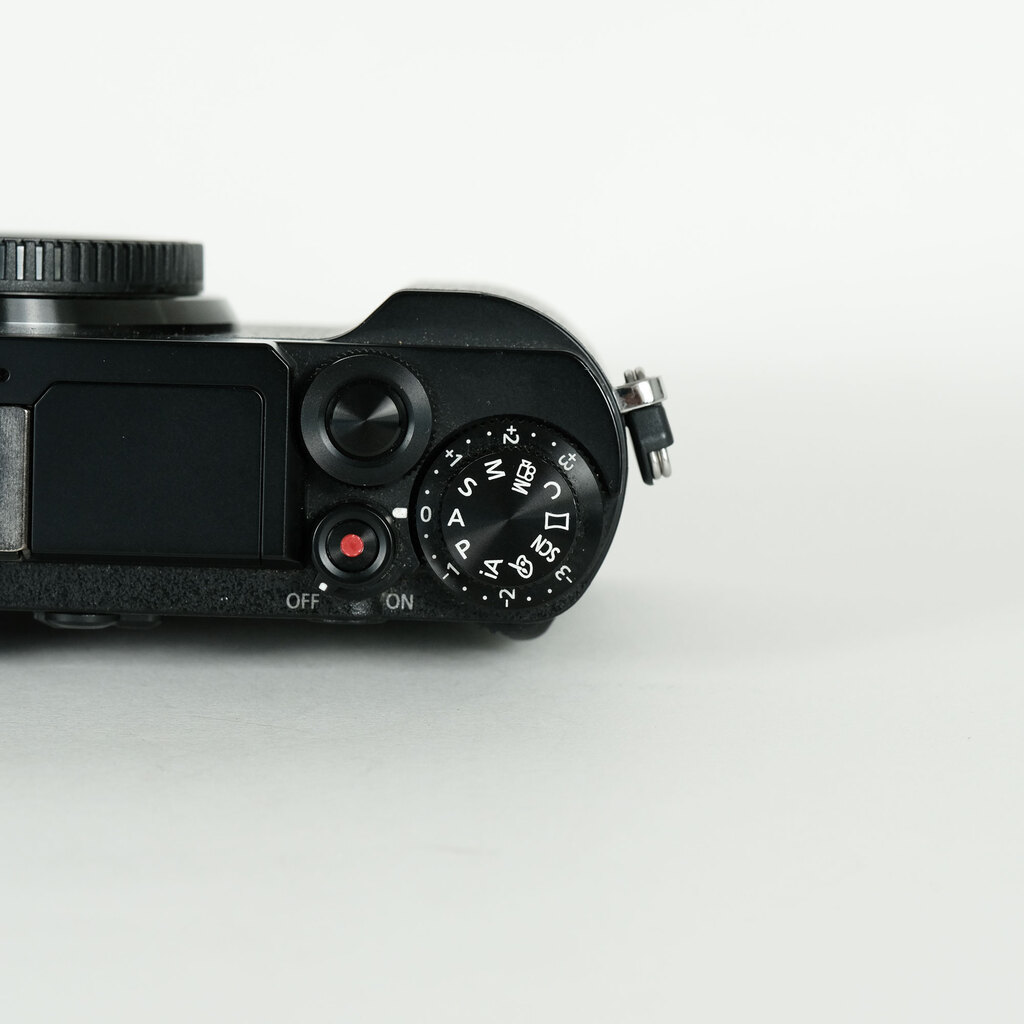 Panasonic LUMIX DC-GX7MK3 ブラック