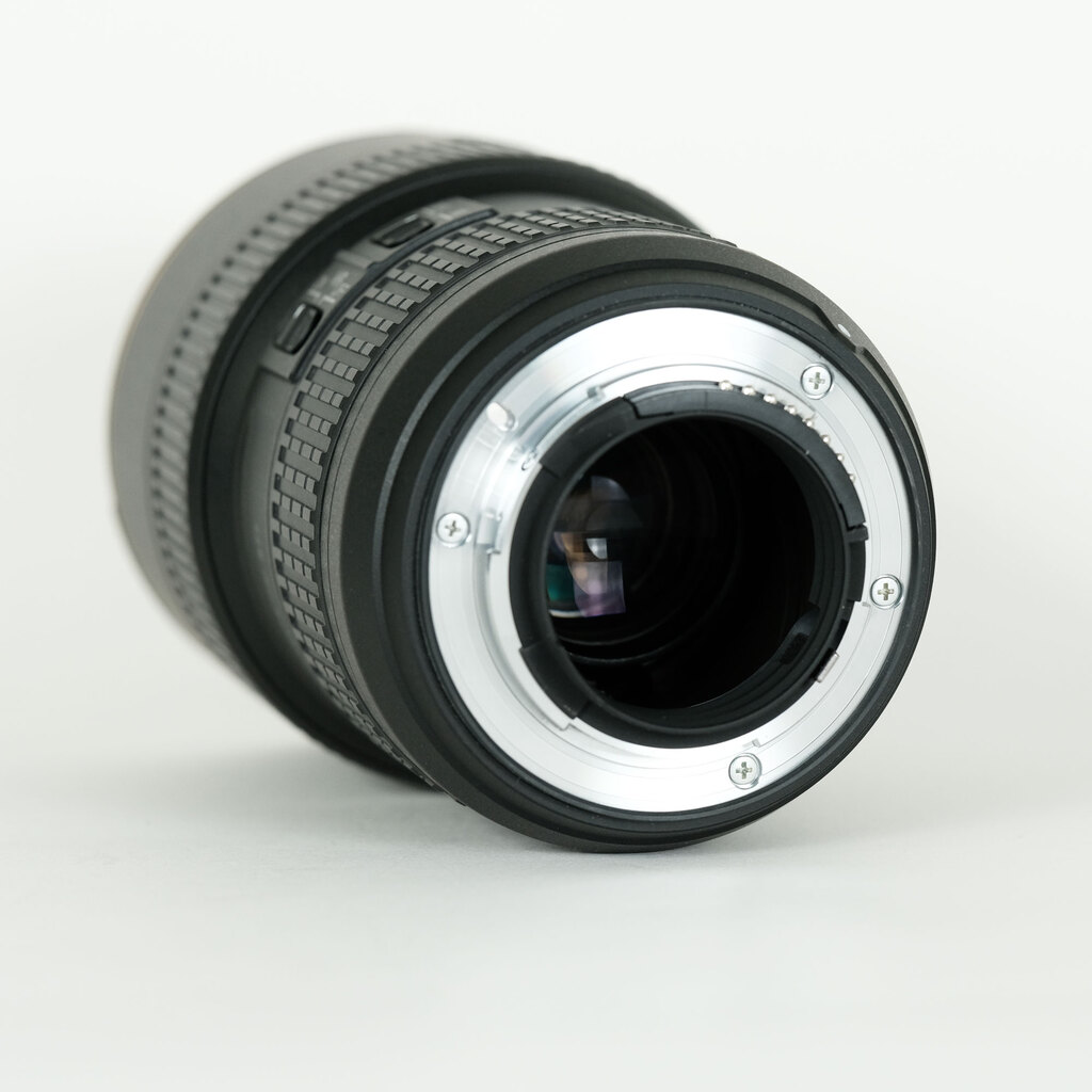 Nikon AF-S NIKKOR 16-35mm F4 G ED VR
