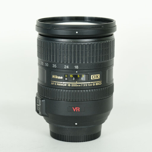 Nikon AF-S DX VR Zoom-Nikkor 18-200mm F3.5-5.6G IF-ED