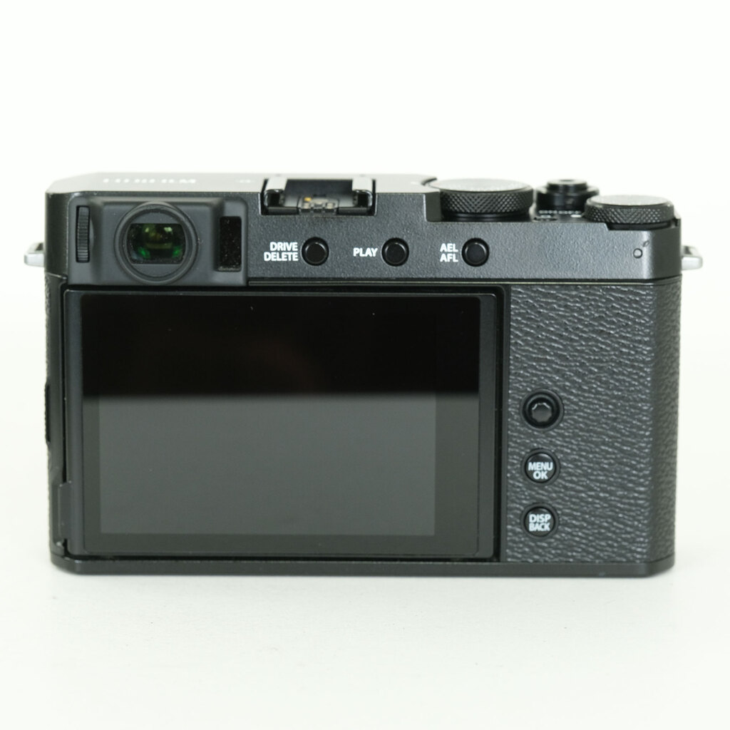 FUJIFILM X-E4