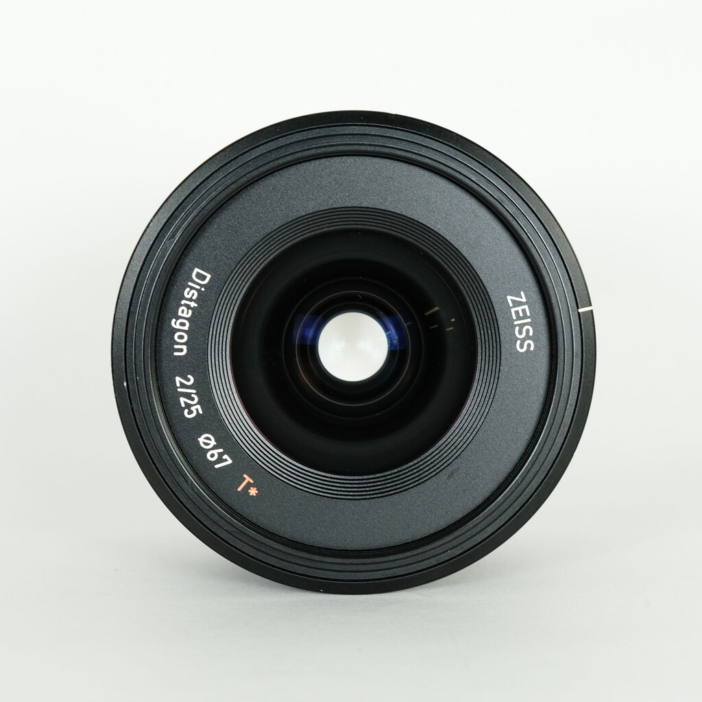 Carl Zeiss Batis 2/25 [ソニーE用]