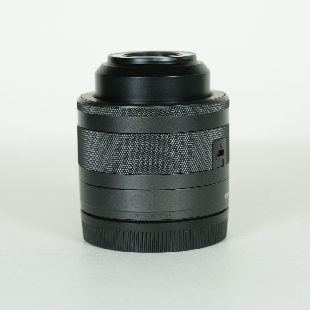 Canon EF-M28mm F3.5 マクロ IS STMの出品 | ONE SCENE（ワンシーン）