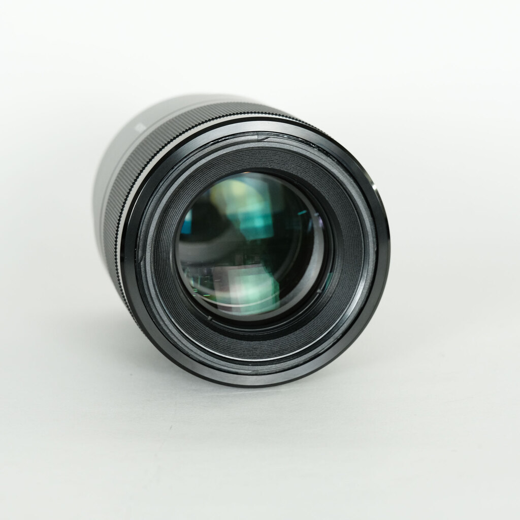 SONY FE 90mm F2.8 Macro G OSS SEL90M28G SONY FE 90mm F2.8 Macro G OSS SEL90M28G