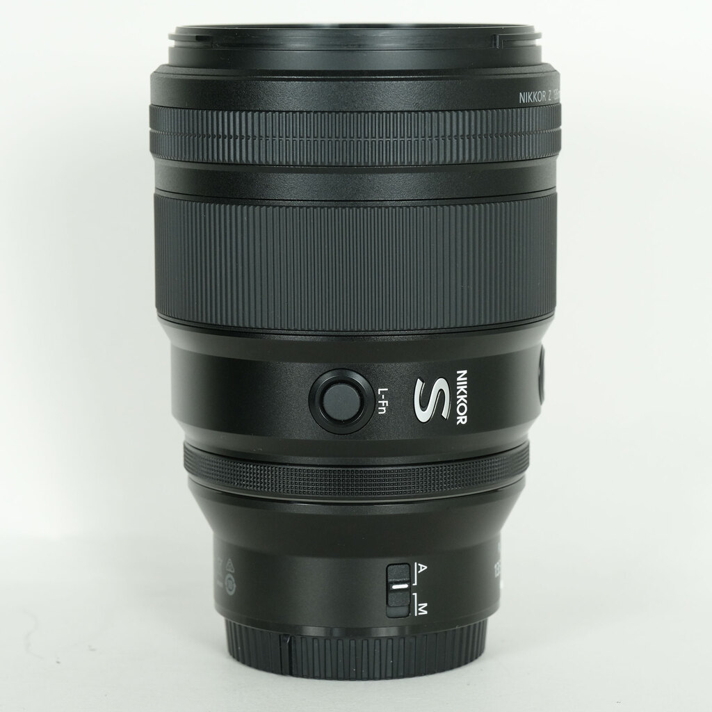 Nikon NIKKOR Z 135mm f/1.8 S Plena
