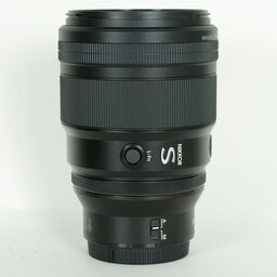 Nikon NIKKOR Z 135mm f/1.8 S Plena