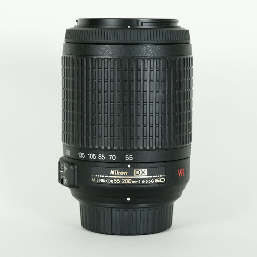 Nikon AF-S DX VR Zoom-Nikkor 55-200mm F4-5.6G IF-ED