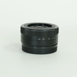 Panasonic LUMIX G VARIO 12-32mm / F3.5-5.6 ASPH. / MEGA O.I.S.