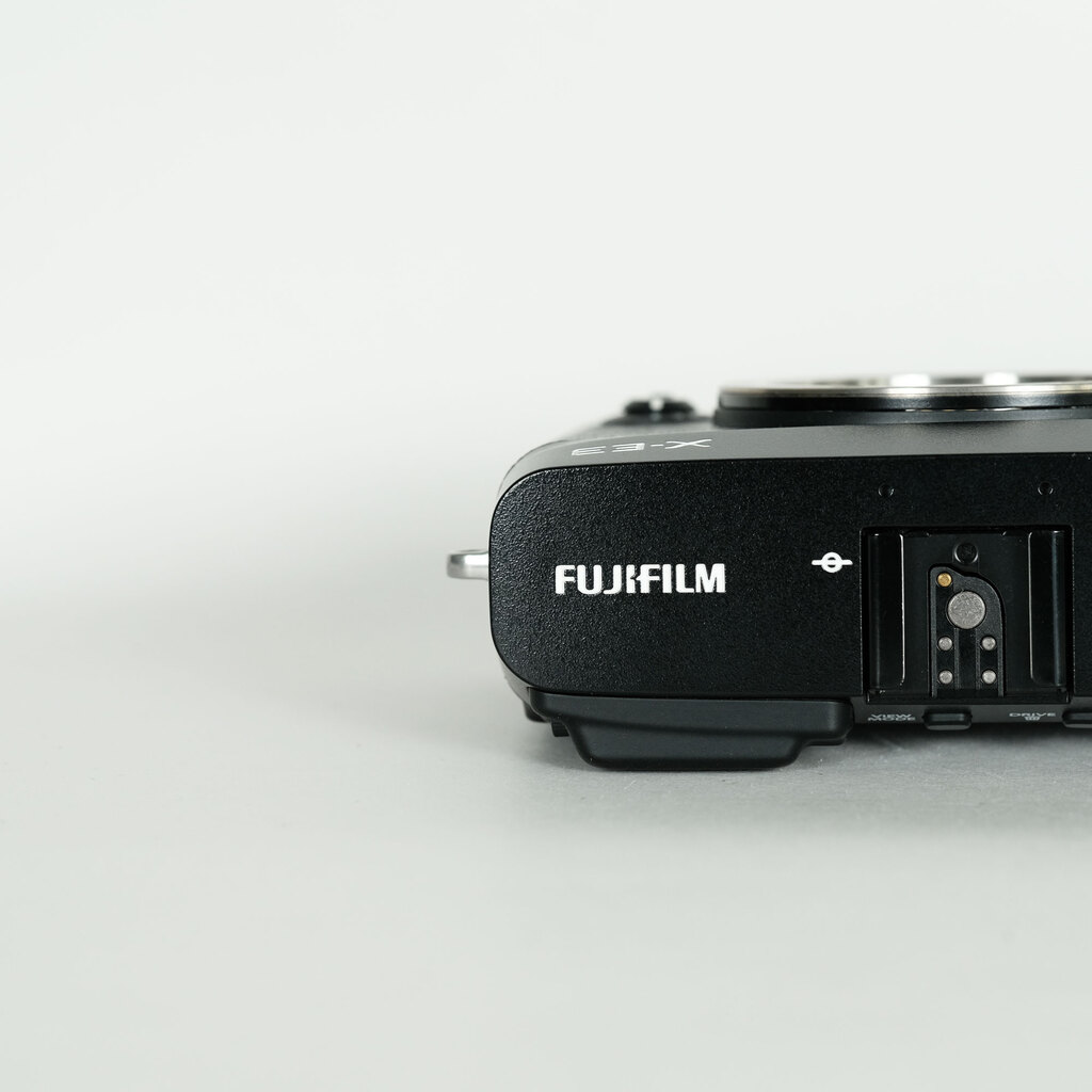FUJIFILM X-E3