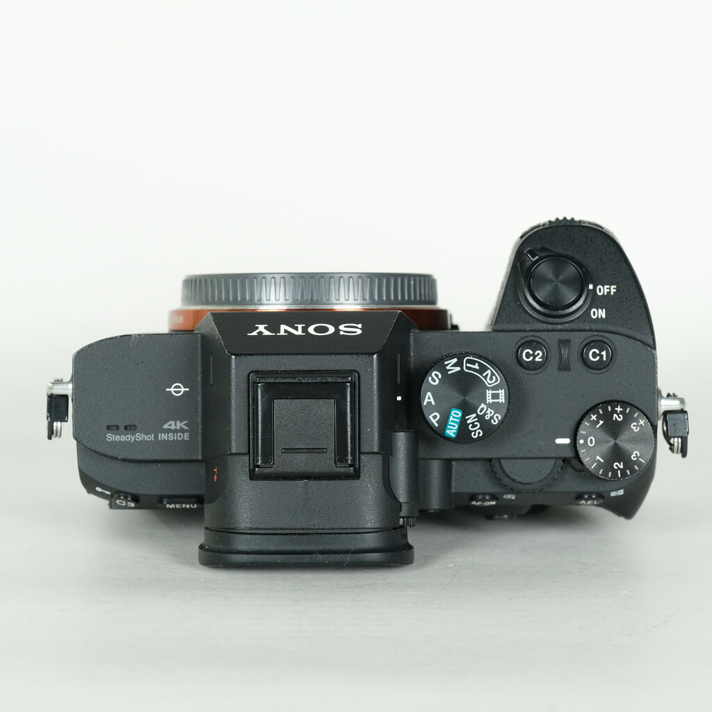 SONY α7 III（ILCE-7M3）の出品 | ONE SCENE（ワンシーン）