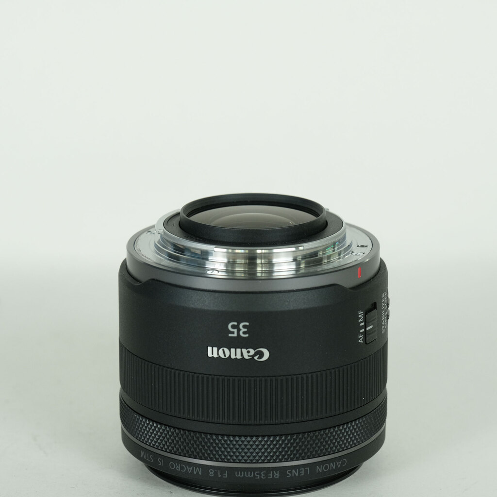Canon RF35mm F1.8 MACRO IS STMの出品 | ONE SCENE（ワンシーン）